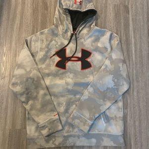 Under Armour Gray Camo Hoodie Size Large